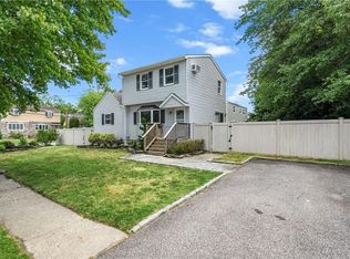 80 Albermarle Ave, West Babylon, NY 11704