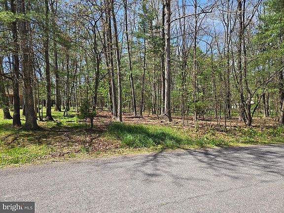 4th image of Warden Circle Rd