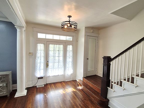 5th image of 2723 Fendall Ave