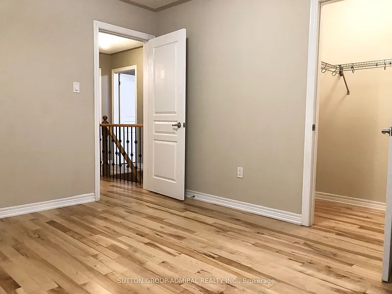 4 Stookes Cres — Photo 24