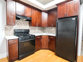 1131 Decatur St, Brooklyn, NY