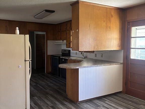 2nd image of 1770 E Main St #38220