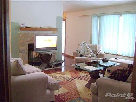 4th image of 3238 Greenwood Dr