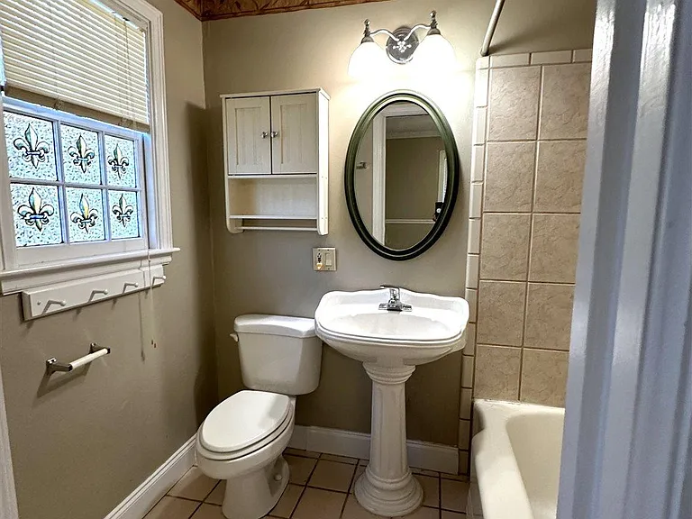 305 Colbert Ave — Photo 10