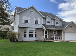 240 Sauk Dr, Batavia, IL 60510
