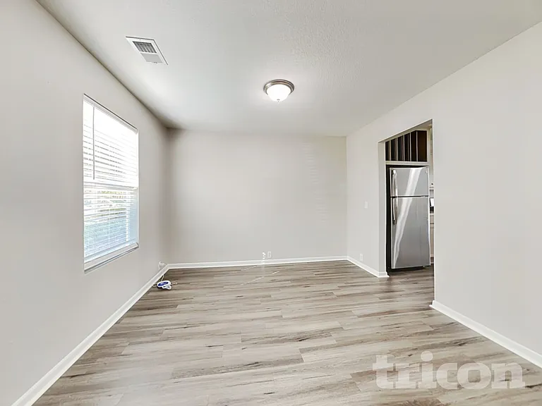 3239 Dartmouth Field Ln — Photo 4
