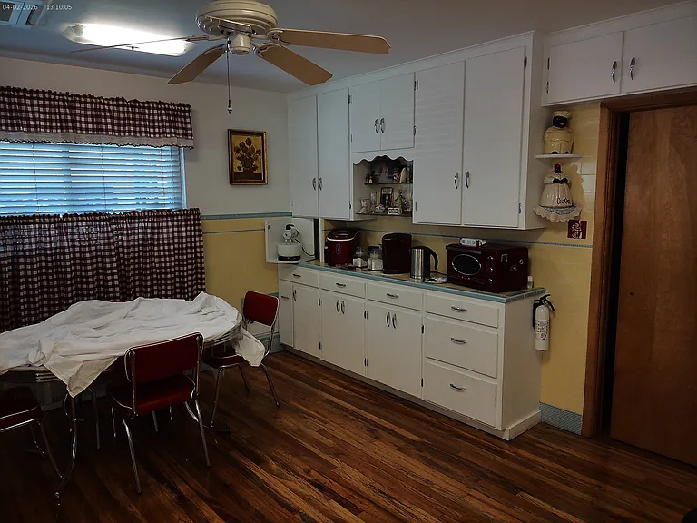 2580 N Monaco Pkwy #1 — Photo 23