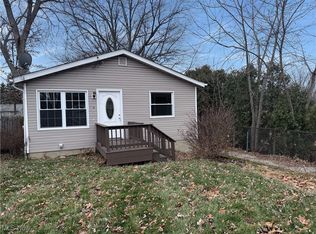 338 Elmwood Ave, Barberton, OH 44203