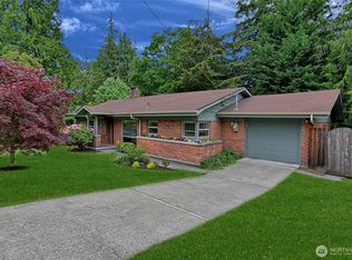 10733 14th Ave NE, Seattle, WA 98125