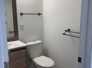 6600 S 6th Street Rd APT 204, Springfield, IL 62712