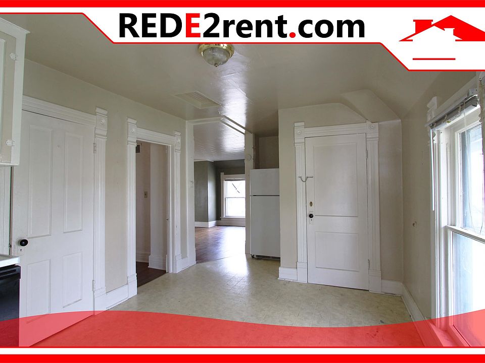 1st image of 308 1/2 N Palm St