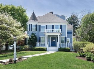 144 Nehoiden Rd, Newton, MA 02468