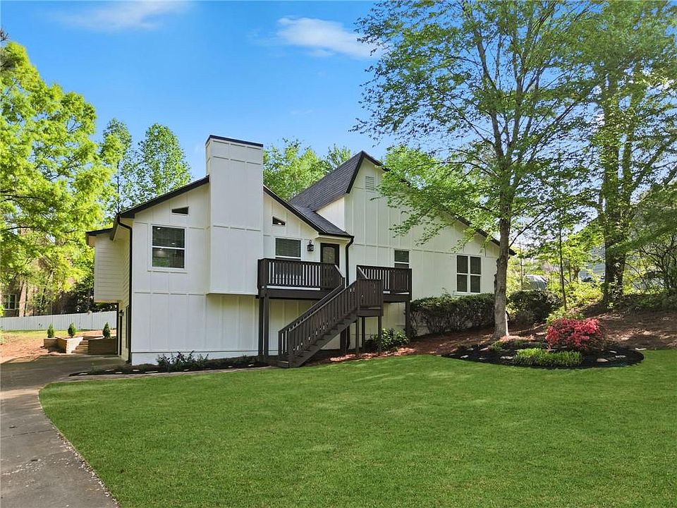 1st image of 2681 Forest Way NE