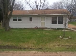 516 High St, Wild Rose, WI 54984