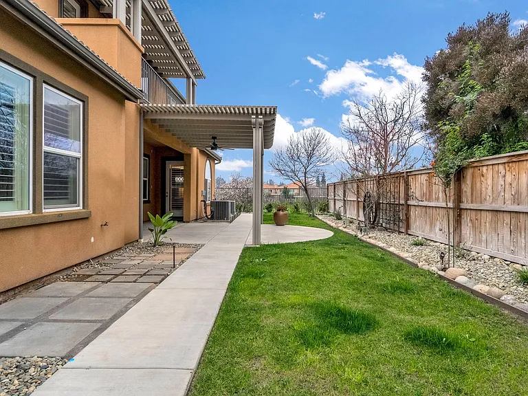 4199 N Quail Xing — Photo 44