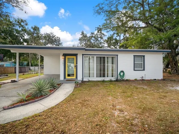 7701 Coral Vine Ln, Tampa, FL 33619