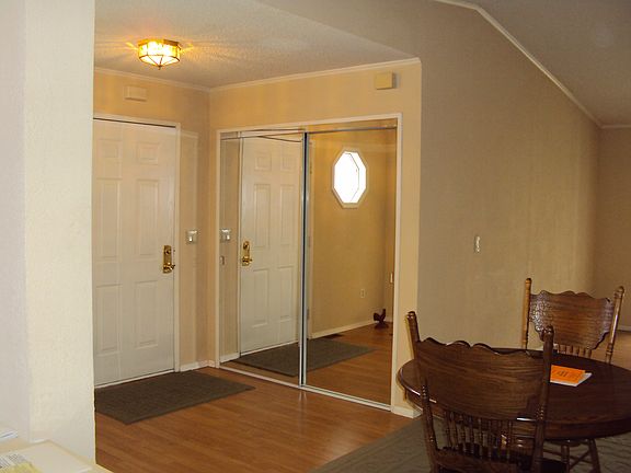 FRONT FOYER - ENTRYWAY