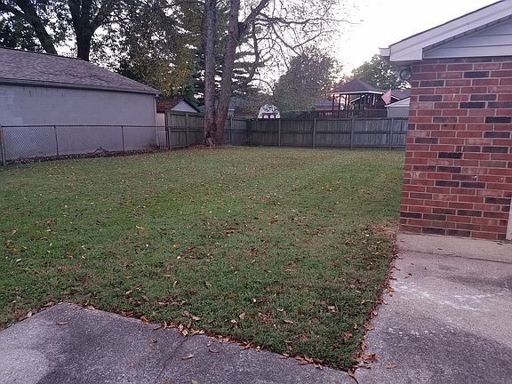 Very Nice Mature Backyard 