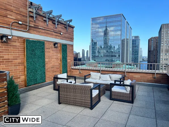 340 East 29th Street image 7 of 10