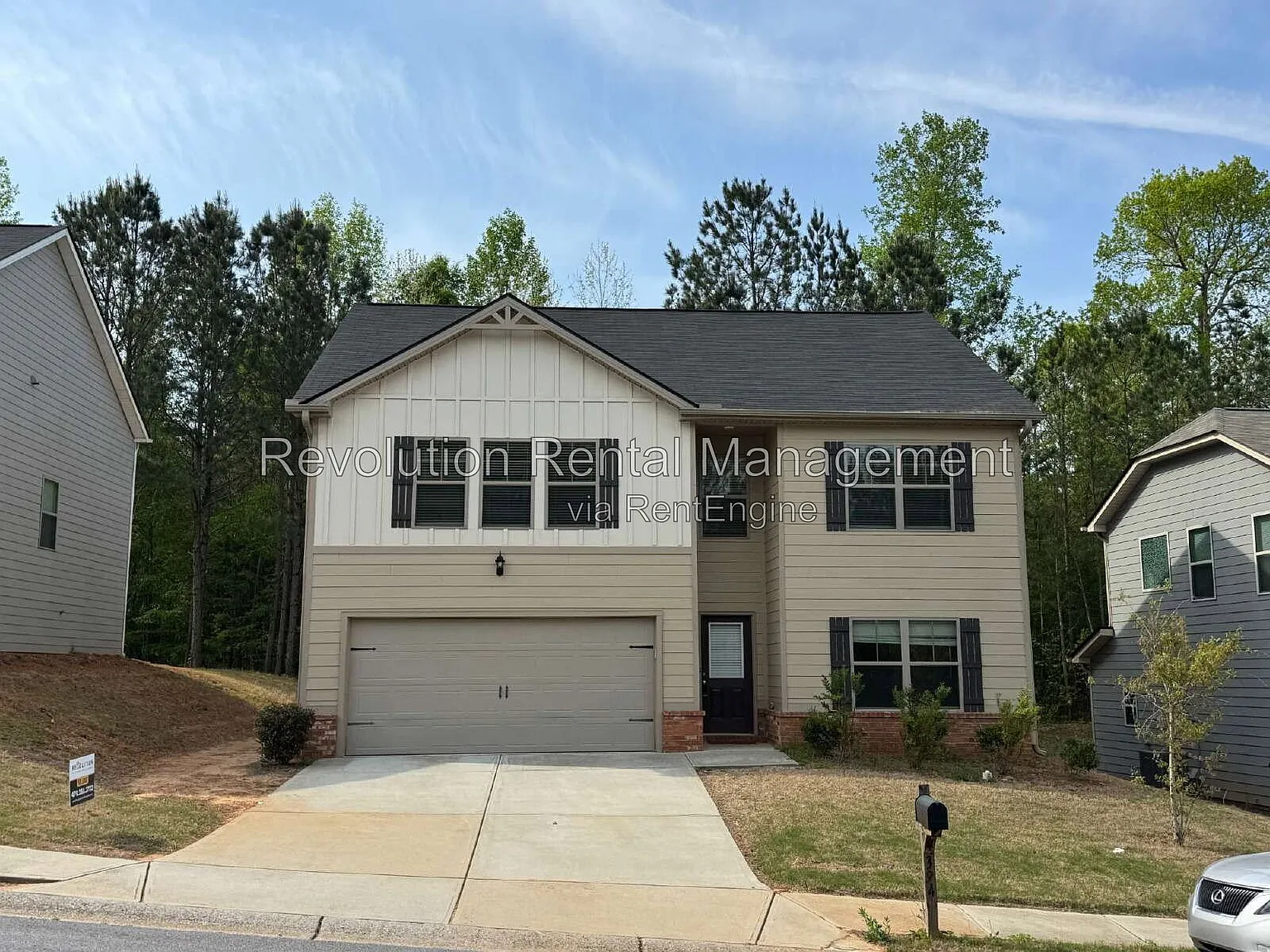 5 bed, 3.0 bath, 2250 sqft, $2,350 — Photo 1