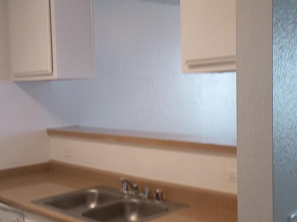 1st image of 2339 Lincoln Park Ave