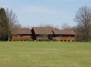 5835 N 250 E, Howe, IN 46746