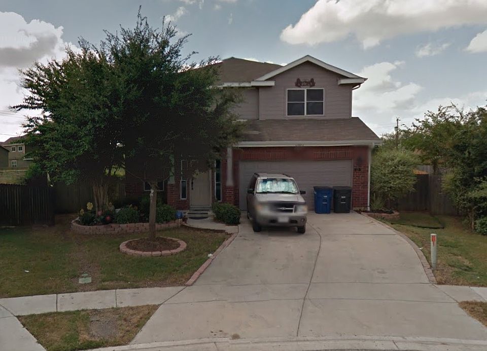 1st image of 521 Pecos Cir