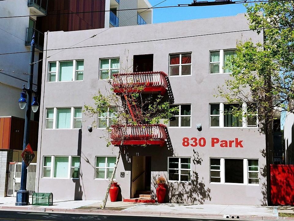 1st image of 830 Park Blvd APT 9