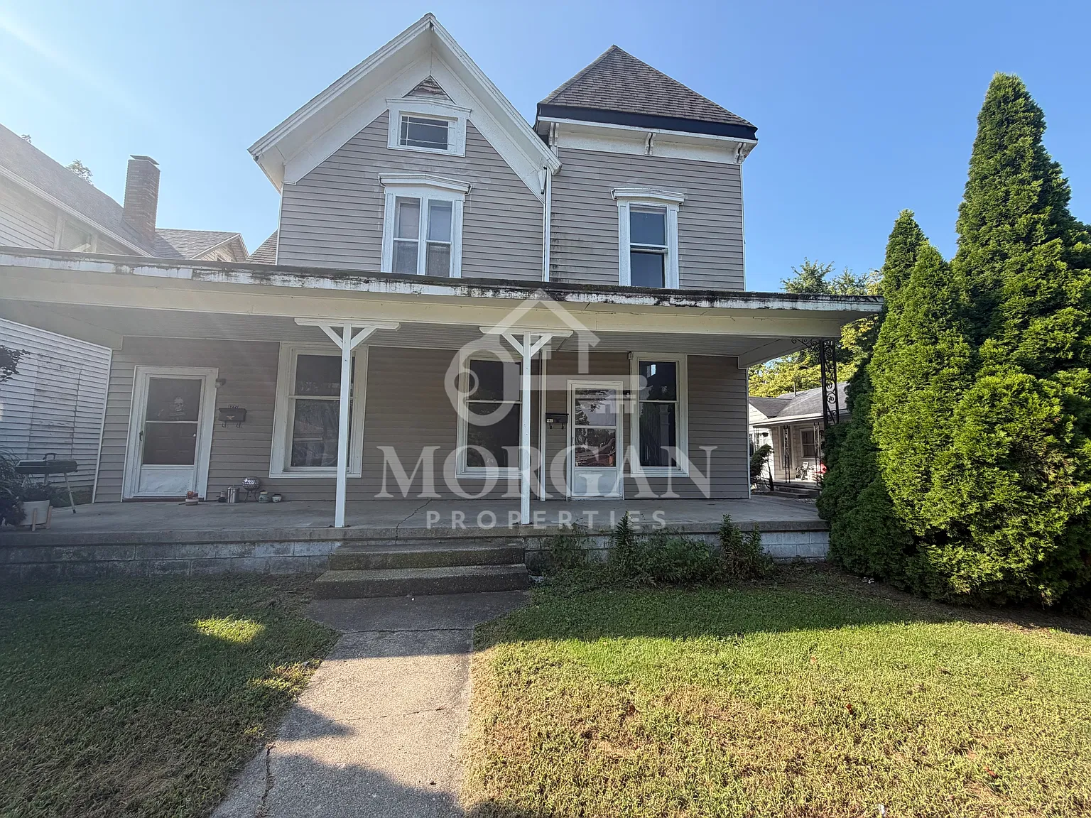 1229 West 8th Street — Photo 1