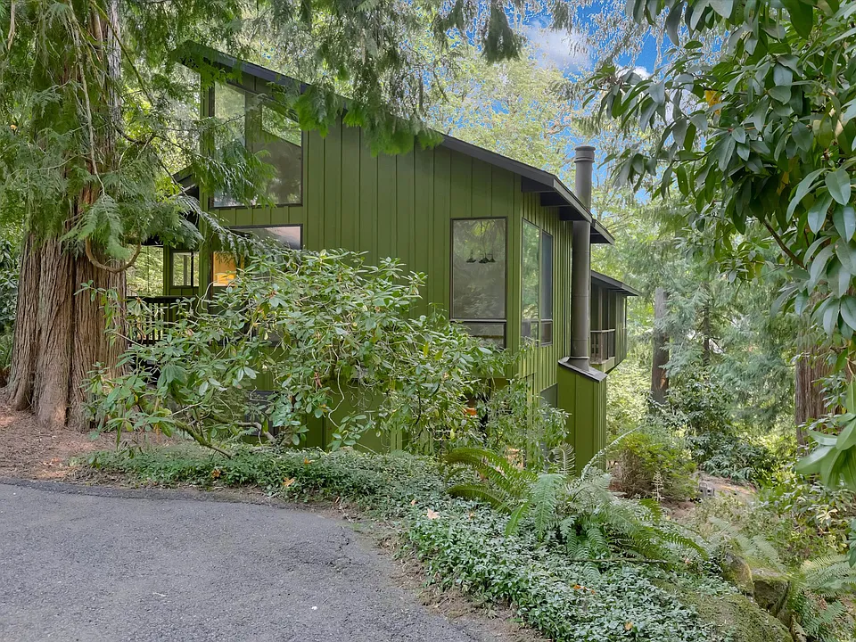 3820 SW Scholls Ferry Rd