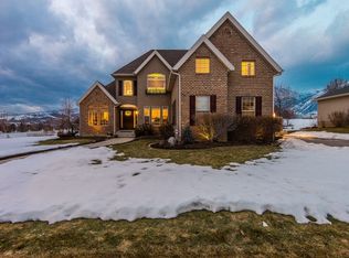 333 Maple Dr, Alpine, UT 84004