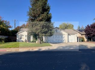 592 Arroyo Ave, Clovis, CA 93611