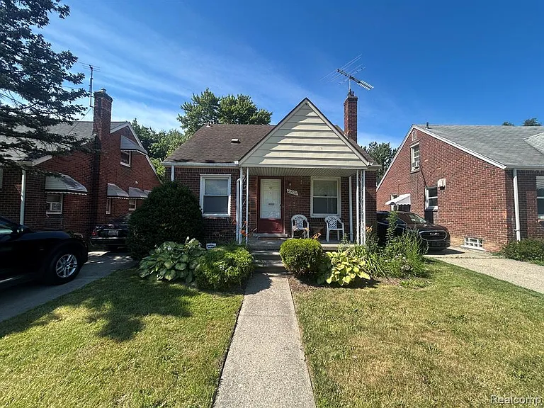 21970 Moross Rd — Photo 21