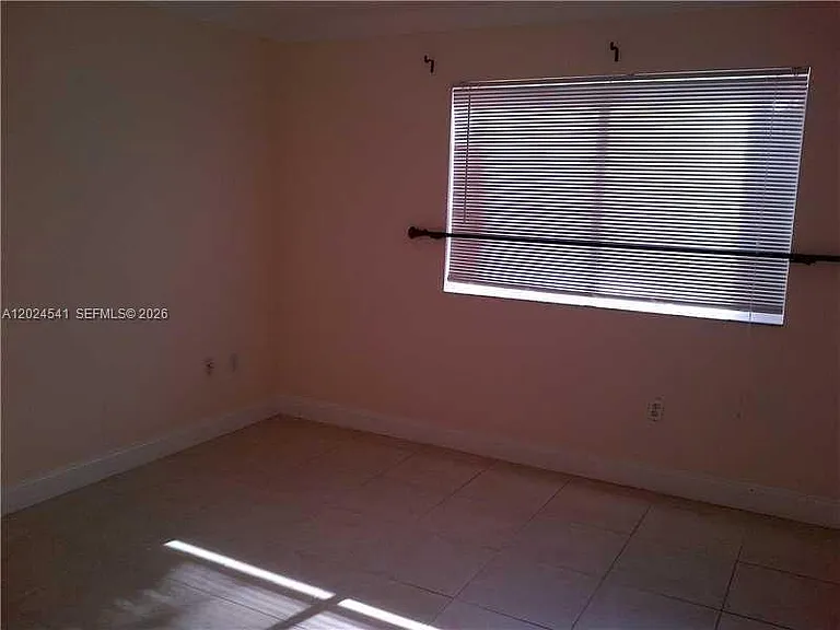 5702 NW 112th Ct #5702 — Photo 12