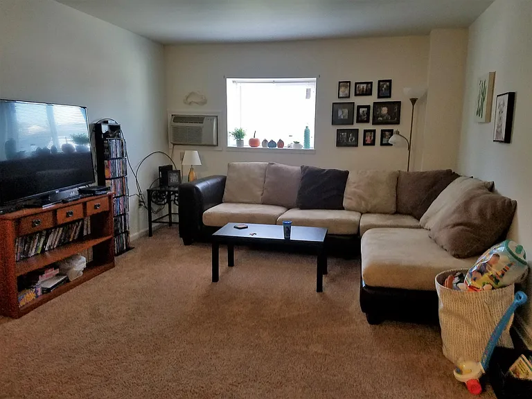 1319 3rd St #8 — Photo 12