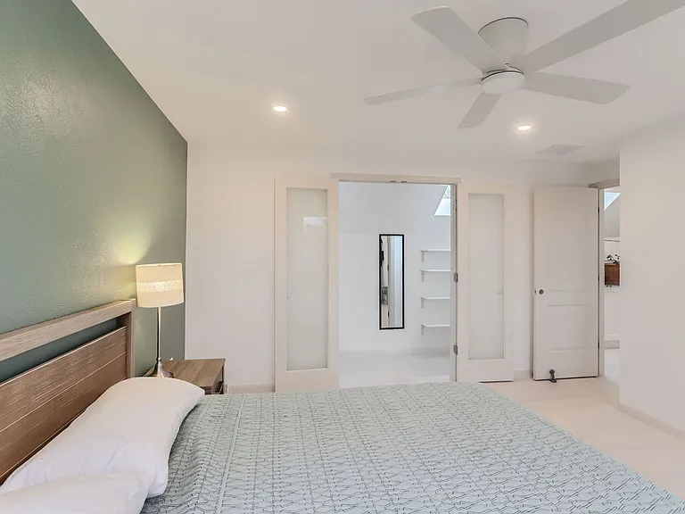 1115 Hancock Dr — Photo 13