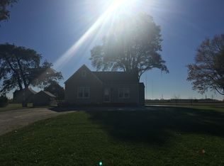 5208 Jacobs Rd, Oregon, OH 43616