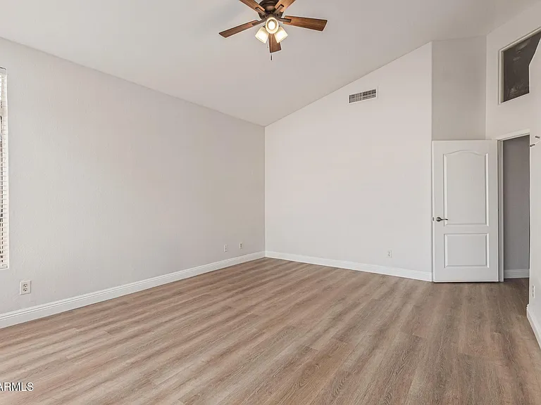 15213 N 55th Way — Photo 22