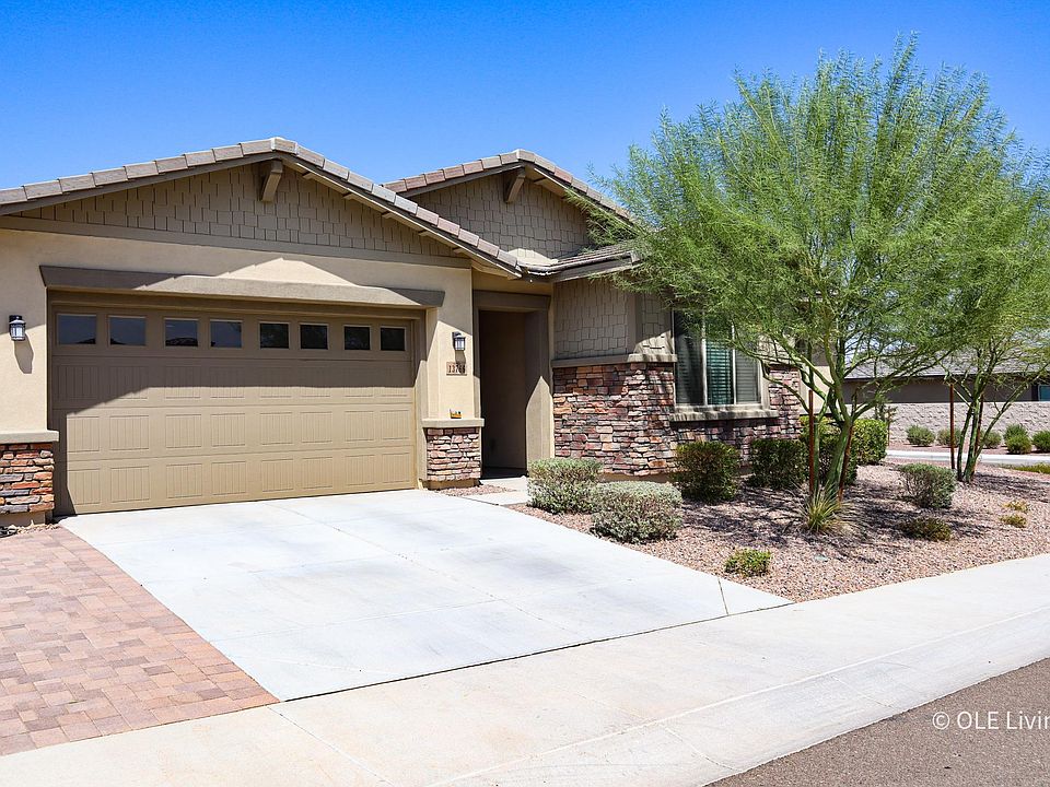 Welcome to the Front of House. Corner Unit. Expanded driveway to park 3 cars