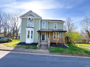 46 Depot St, Chatham, VA 24531