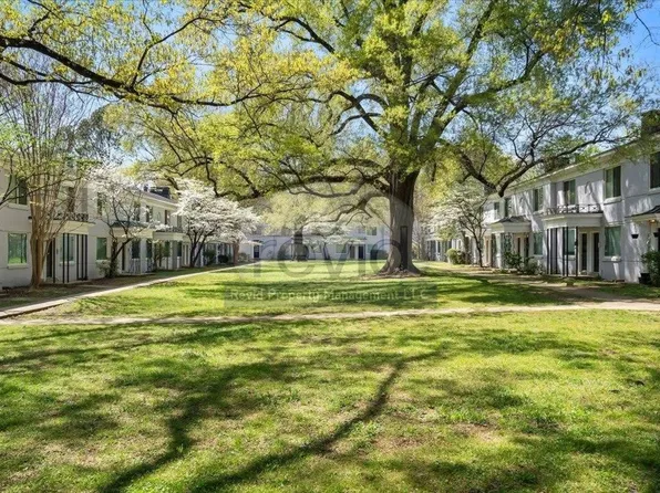 585 E Parkway S APT 28, Memphis, TN 38104
