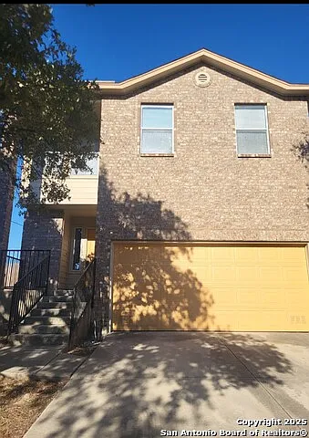 754 Pinafore St — Photo 2