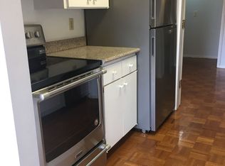 3 Captain Dr, Emeryville, CA 94608