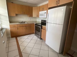 1238 SW 4th St APT 1, Miami, FL 33135
