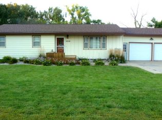 350 1st St, Windom, MN 56101