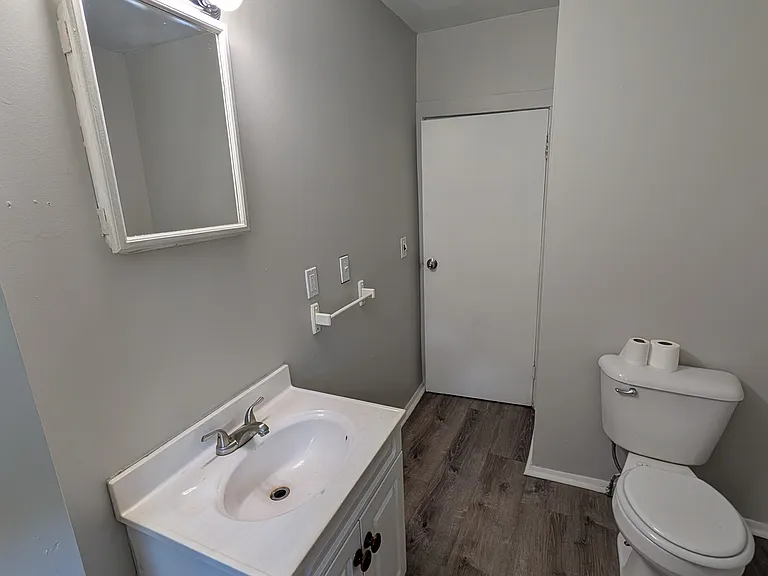 262 Blakeslee St — Photo 10
