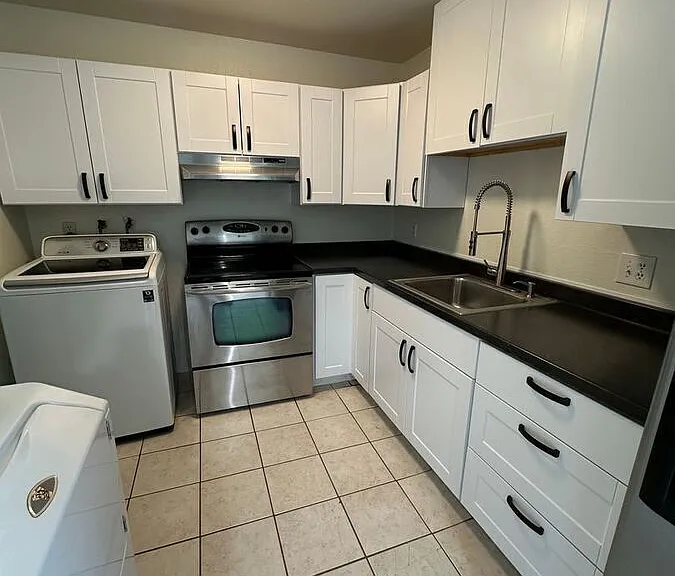 768 N Redwood Rd #12 — Photo 10