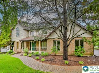 6242 Domarray St, Coopersburg, PA 18036