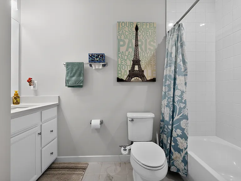 2554 Nicholson St — Photo 11