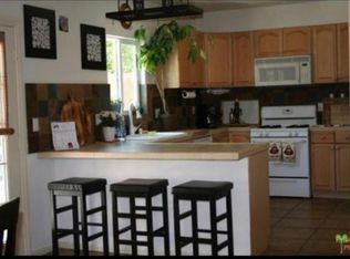 33336 Campus Ln, Cathedral City, CA 92234